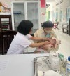 Trung tâm Y tế Quy Nhơn triển khai Chiến dịch bổ sung Vitamin A và cân, đo trẻ năm 2025