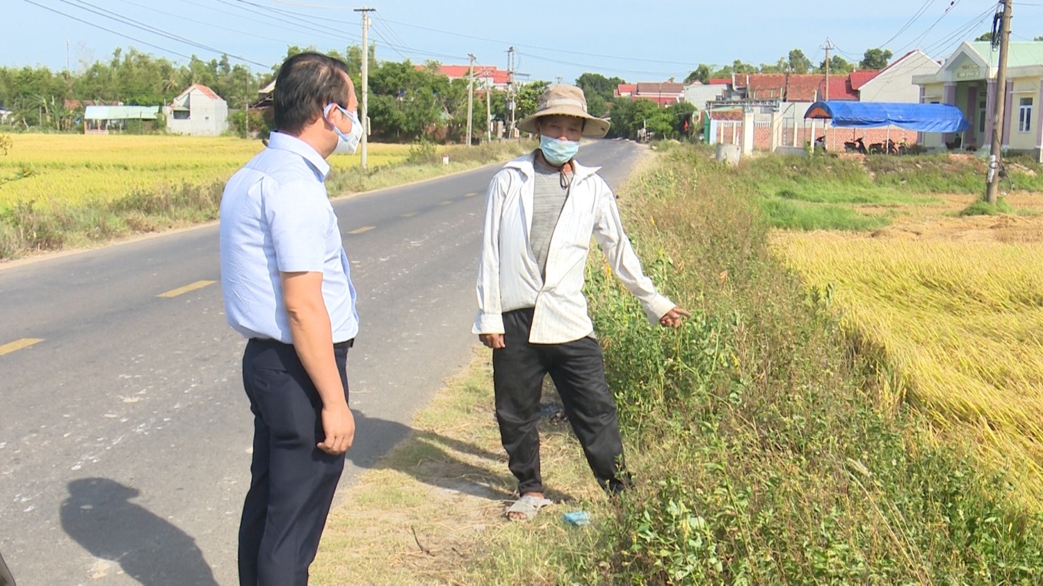 Phù Cát tập trung phòng chống dịch Covid – 19 và đảm bảo an toàn trong thu hoạch lúa Hè – Thu